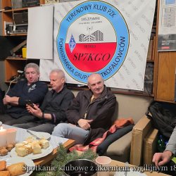 2025-12-18 Czwartkowe spotkanie z akcentem wigilijnym  - zdjęcie 52