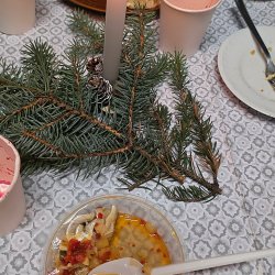 2025-12-18 Czwartkowe spotkanie z akcentem wigilijnym  - zdjęcie 65