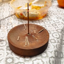 2025-12-18 Czwartkowe spotkanie z akcentem wigilijnym  - zdjęcie 33