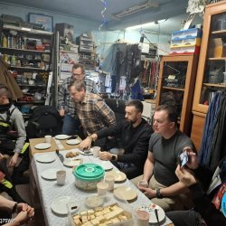 2025-12-18 Czwartkowe spotkanie z akcentem wigilijnym  - zdjęcie 40