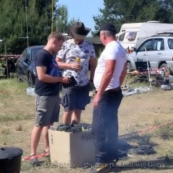2135.JPG